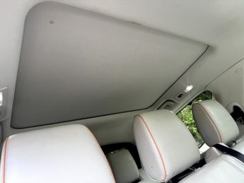 LAND ROVER DISCOVERY 2.0 SD4 HSE