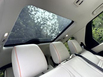 LAND ROVER DISCOVERY 2.0 SD4 HSE