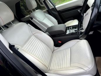 LAND ROVER DISCOVERY 2.0 SD4 HSE