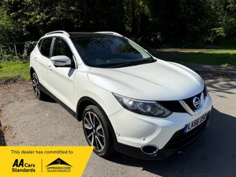 NISSAN QASHQAI 1.2 DIG-T Tekna