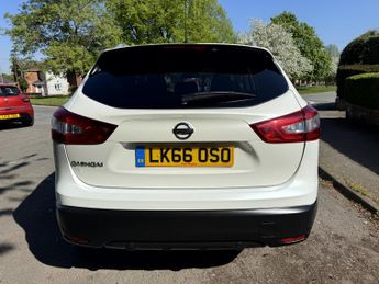 NISSAN QASHQAI 1.2 DIG-T Tekna