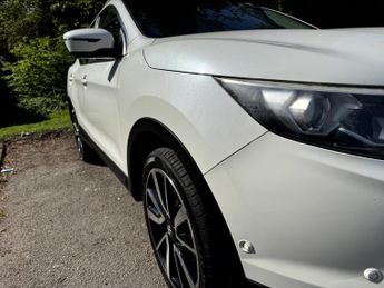 NISSAN QASHQAI 1.2 DIG-T Tekna