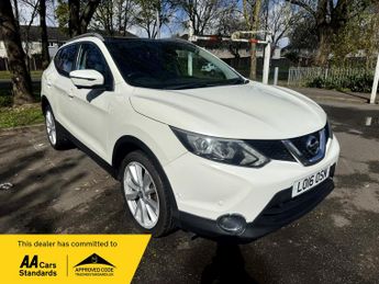 NISSAN QASHQAI 1.2 DIG-T Tekna
