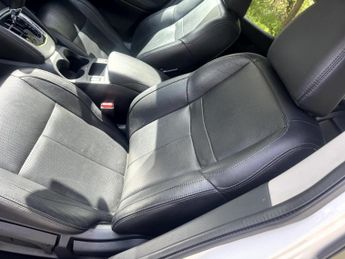 NISSAN QASHQAI 1.2 DIG-T Tekna