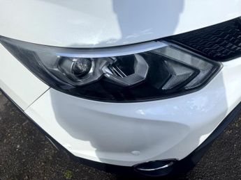 NISSAN QASHQAI 1.2 DIG-T Tekna