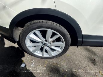 NISSAN QASHQAI 1.2 DIG-T Tekna