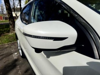 NISSAN QASHQAI 1.2 DIG-T Tekna