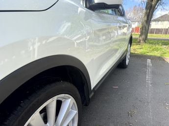 NISSAN QASHQAI 1.2 DIG-T Tekna