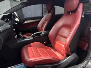 MERCEDES-BENZ C CLASS 2.1 C220 CDI BlueEfficiency AMG Sport G-Tronic+ Euro 5 (s/s) 2dr