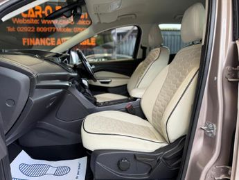 FORD KUGA 2.0 TDCi Vignale