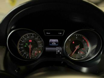 MERCEDES-BENZ GLA 2.1 GLA200d AMG Line