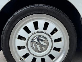 VOLKSWAGEN UP! 1.0 High up! ASG