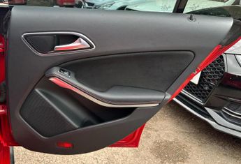 MERCEDES-BENZ CLA 2.1 CLA220 CDI AMG Sport Coupe 7G-DCT Euro 6 (s/s) 4dr