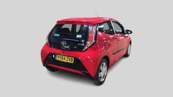 TOYOTA AYGO 1.0 VVT-i x-pression
