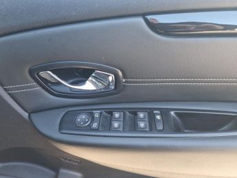 RENAULT SCENIC 1.5 Dynamique Nav dCi 110 Auto