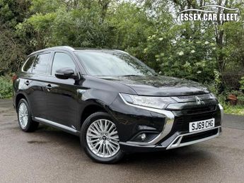 Mitsubishi Outlander 2.4 h TwinMotor 13.8kWh Dynamic