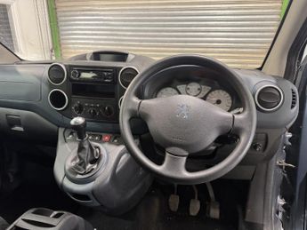 PEUGEOT PARTNER TEPEE 1.6 HDi Tepee Zenith