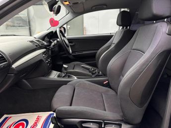 BMW 1 SERIES 2.0 116i Sport Euro 5 (s/s) 3dr
