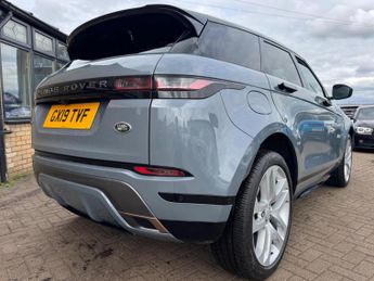 LAND ROVER RANGE ROVER EVOQUE 2.0 D180 First Edition Auto 4WD Euro 6 (s/s) 5dr