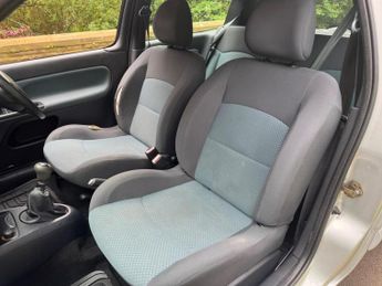 RENAULT CLIO 1.2 Campus Sport 3dr