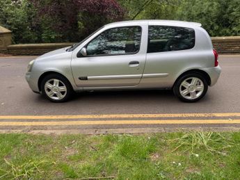 RENAULT CLIO 1.2 Campus Sport 3dr