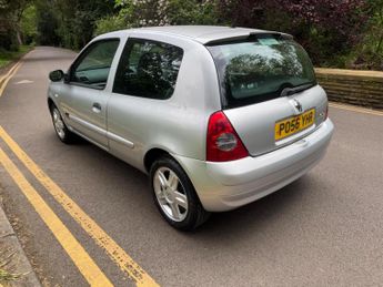 RENAULT CLIO 1.2 Campus Sport 3dr