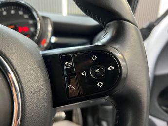 MINI HATCH 1.5 Cooper Sport Steptronic Euro 6 (s/s) 5dr