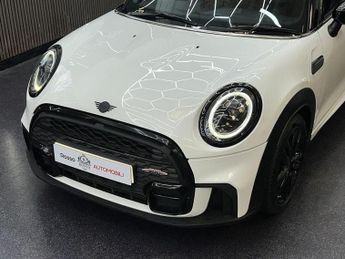 MINI HATCH 1.5 Cooper Sport Steptronic Euro 6 (s/s) 5dr