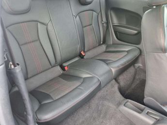 AUDI S1 2.0 TFSI
