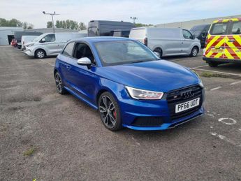 AUDI S1 2.0 TFSI