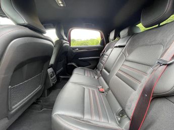 RENAULT ARKANA 1.6 R.S. Line E-TECH Hybrid 145 Auto