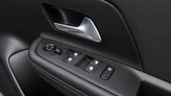 VAUXHALL MOKKA ELECTRIC 50kWh Ultimate Edition