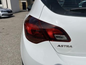 VAUXHALL ASTRA 1.6 16v Elite