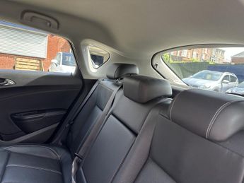 VAUXHALL ASTRA 1.6 16v Elite