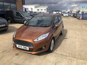 FORD FIESTA 1.0 T EcoBoost Titanium