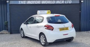 PEUGEOT 208 1.2 PureTech Active