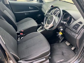 KIA VENGA 1.6 2 AUTOMATIC