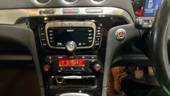 FORD S-MAX 2.0 TDCi Titanium