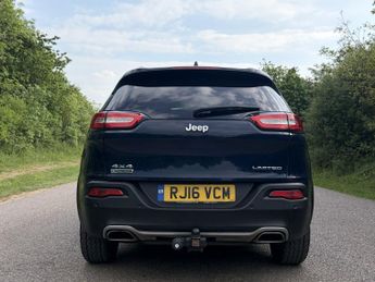 JEEP CHEROKEE 2.2 Cherokee 2.2 Mjii 200hp Limited 4wd 9 Spd Auto