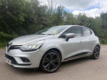 RENAULT CLIO 1.5 Dynamique S Nav dCi 90