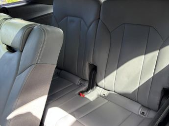 AUDI SQ7 4.0 TDI V8