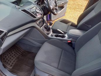 FORD C-MAX 1.6 TDCi Titanium Euro 5 5dr