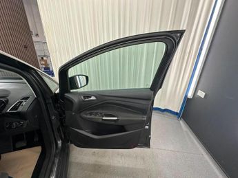 FORD C-MAX 2.0 TDCi Titanium Powershift Euro 6 (s/s) 5dr (Nav)