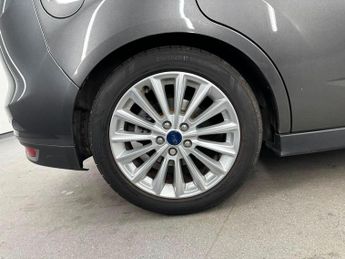 FORD C-MAX 2.0 TDCi Titanium Powershift Euro 6 (s/s) 5dr (Nav)