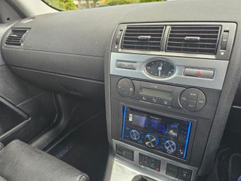 FORD MONDEO 3.0 ST-220