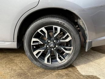 MITSUBISHI OUTLANDER 2.0 h 12kWh 4h