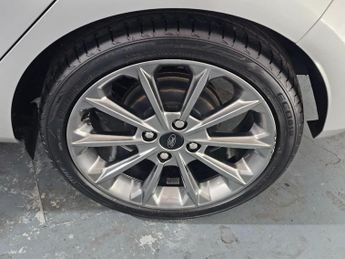 FORD FIESTA 1.0T EcoBoost MHEV Titanium Euro 6 (s/s) 5dr