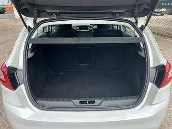 PEUGEOT 308 1.2 e-THP PureTech Active