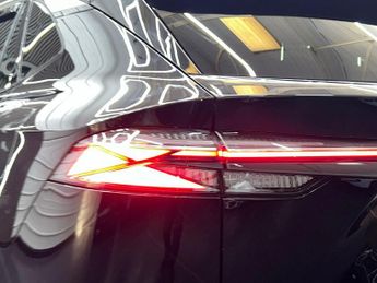 MG MG HS 1.5 T-GDI 24.7kWh Trophy Auto Euro 6 (s/s) 5dr