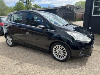 FORD B-MAX 1.6 Titanium
